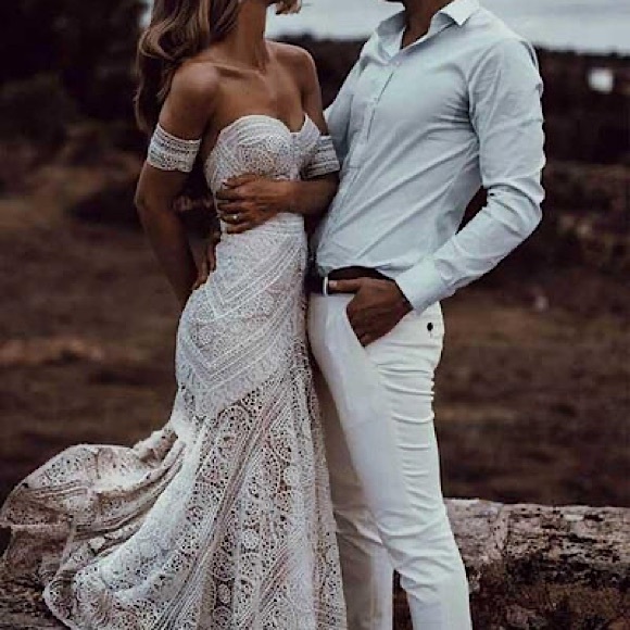 NWT Gorgeous Boho Wedding Dress - Picture 3 of 9